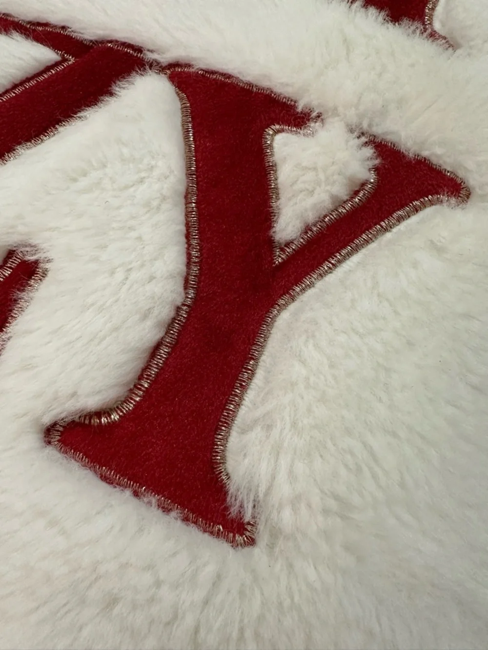 STAY COZY PLUSH THROW PILLOW CUSHION 18” WHITE FAUX FUR GOLD TRIM RED LETTER